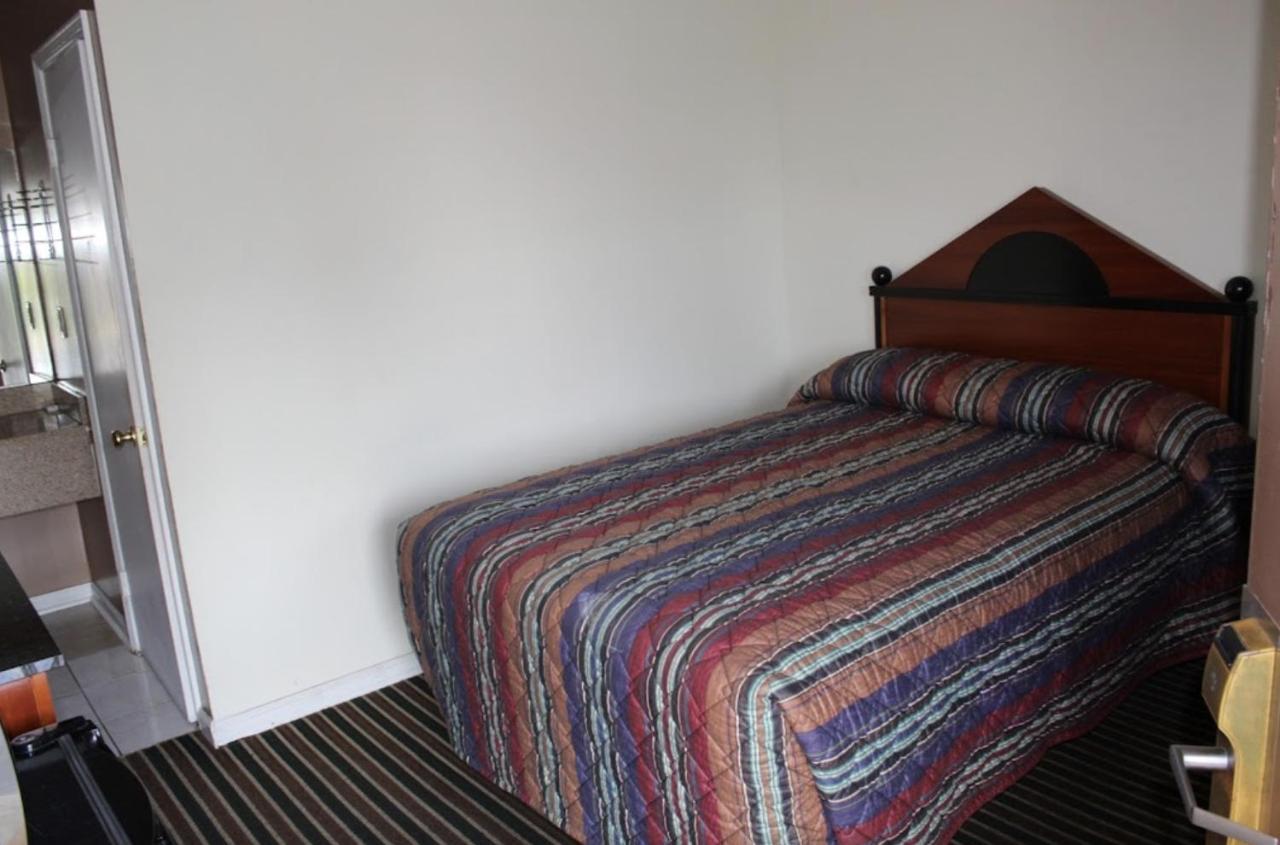 Economy Inn AugustaAugusta  Kültér fotó